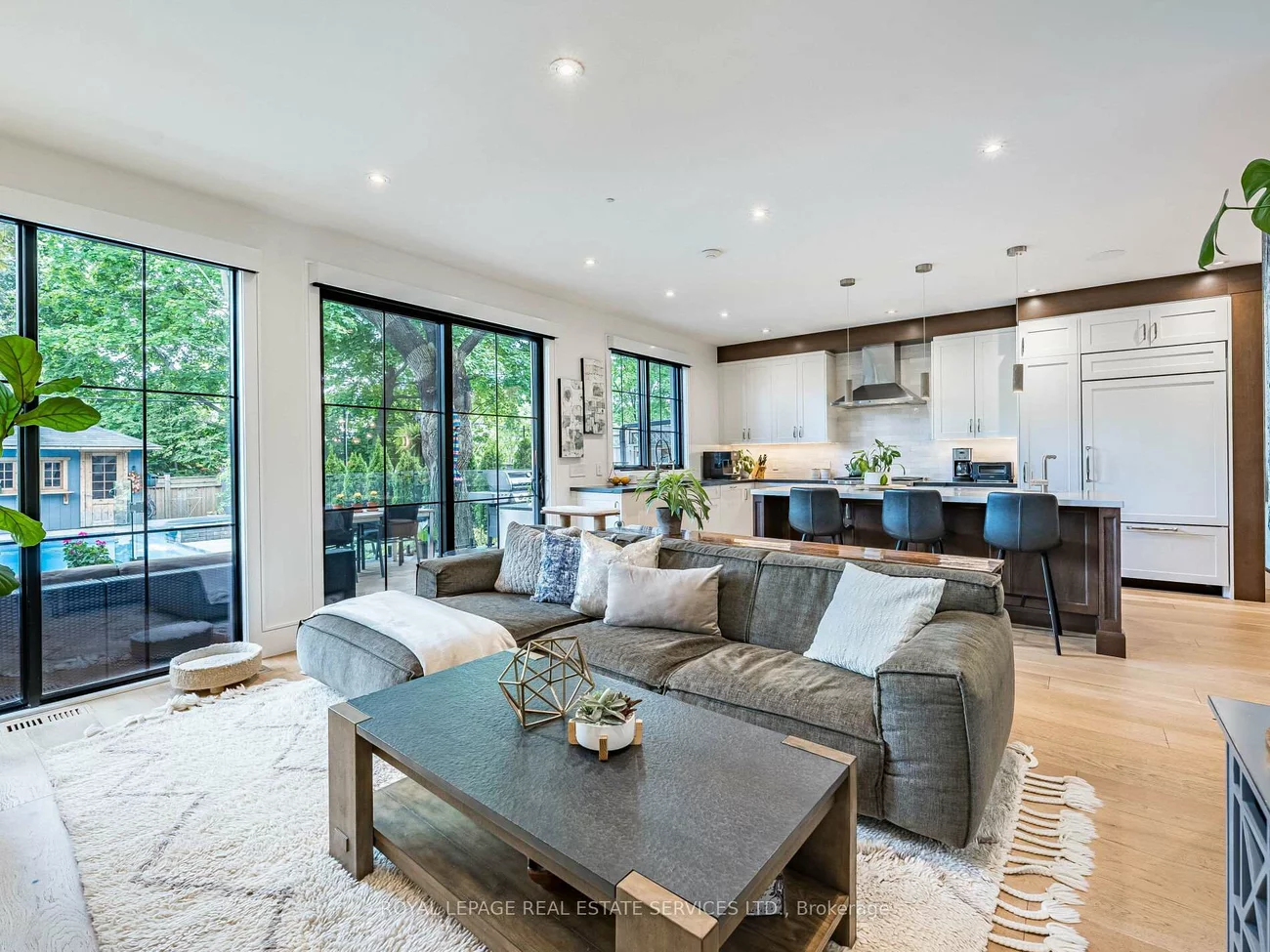 529, Briar Hill, Forest Hill North, Toronto
