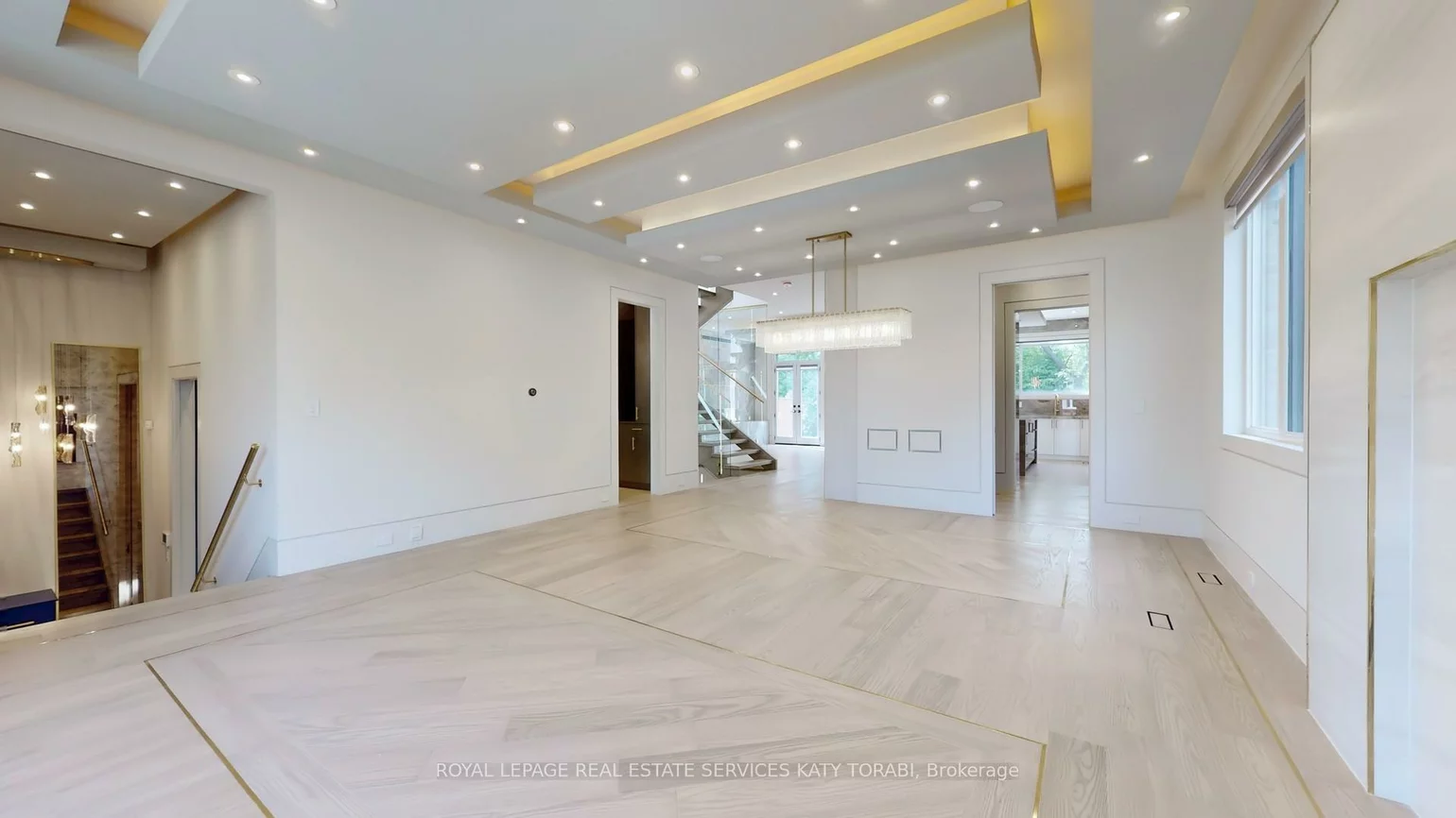 49, Abitibi, Newtonbrook East, Toronto