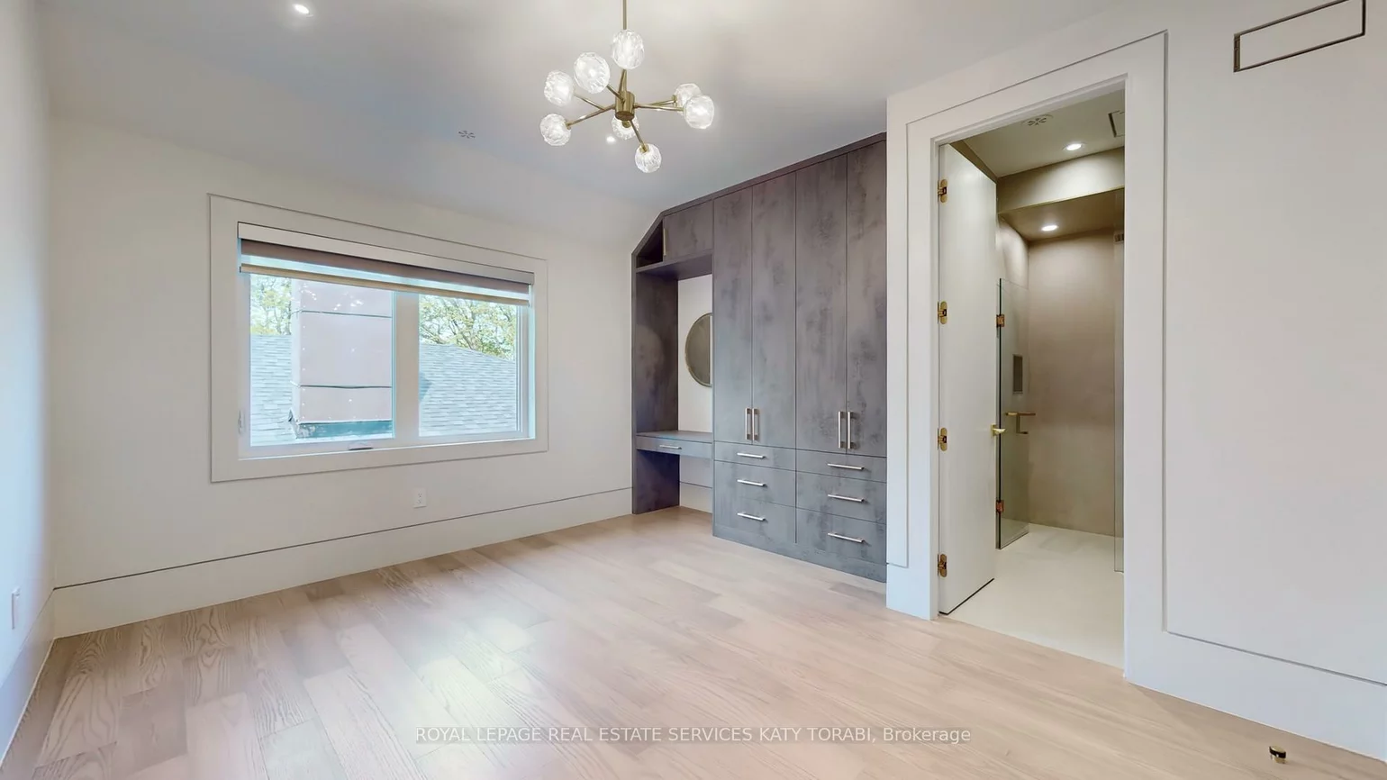 49, Abitibi, Newtonbrook East, Toronto