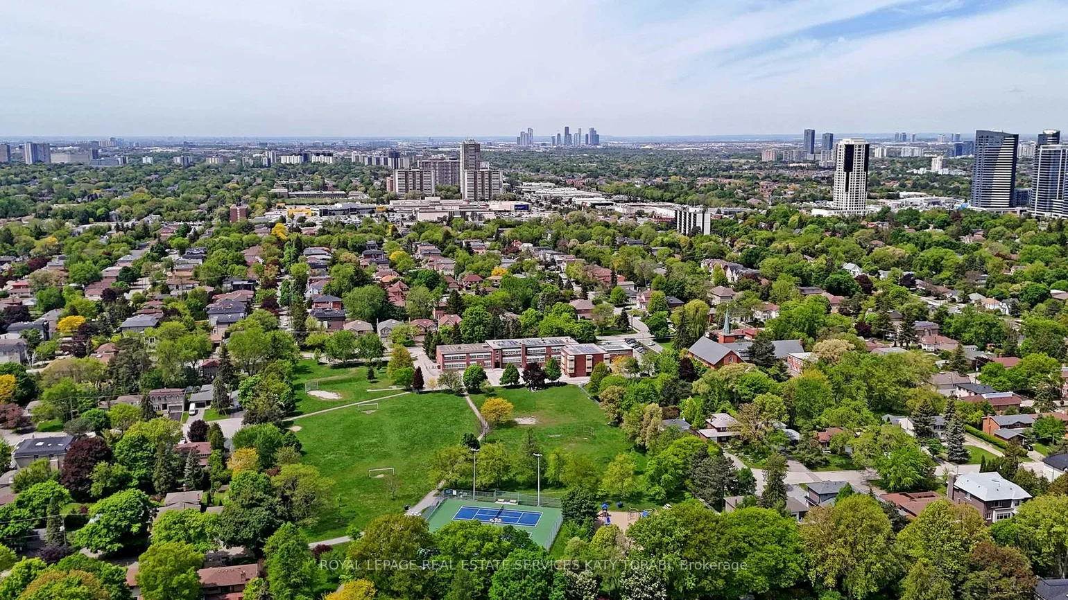 49, Abitibi, Newtonbrook East, Toronto