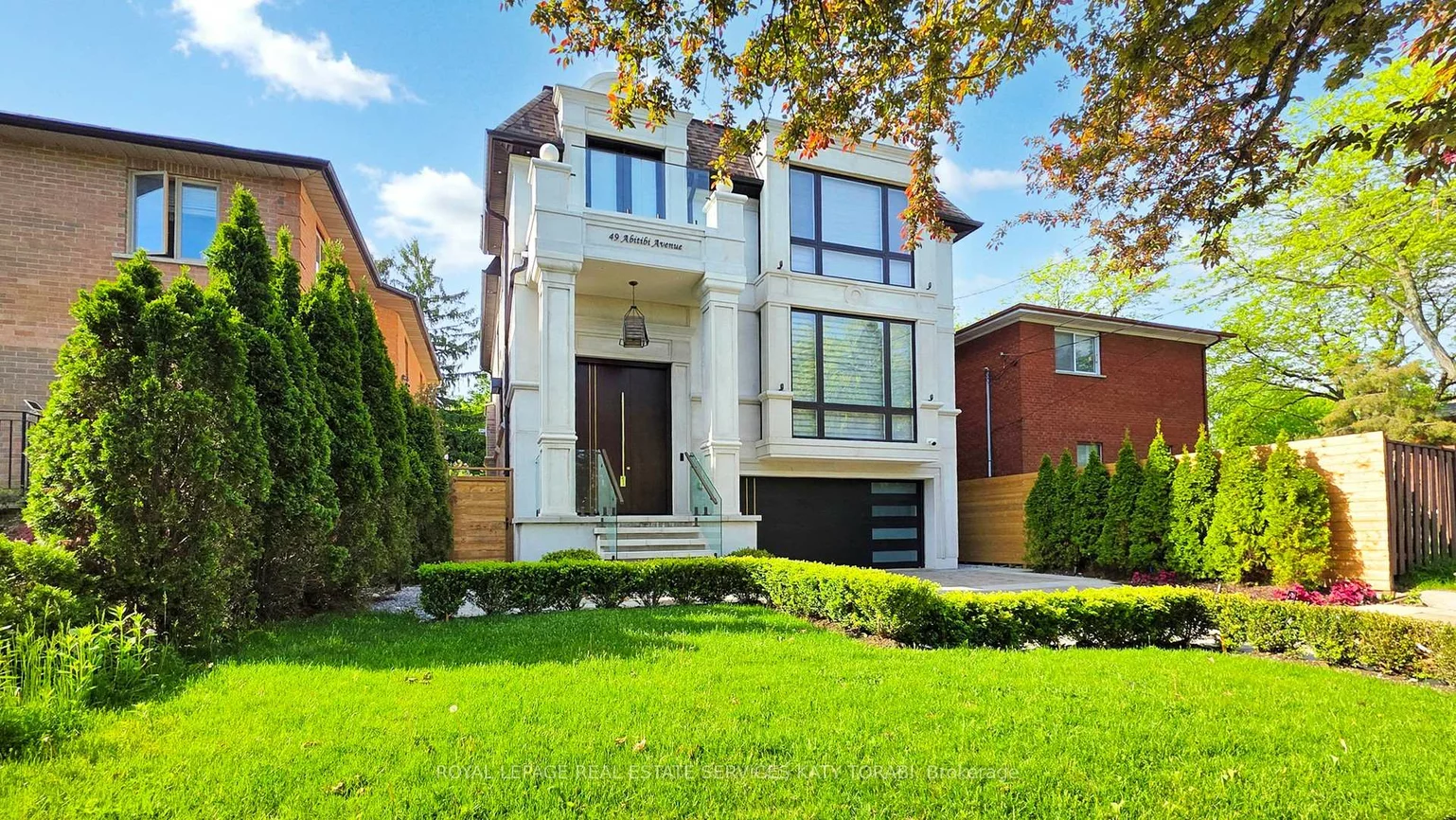 49, Abitibi, Newtonbrook East, Toronto