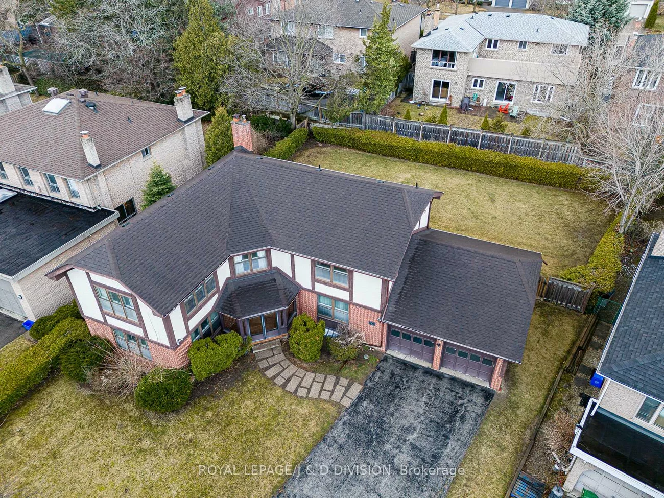 59, Mellowood, St. Andrew-Windfields, Toronto