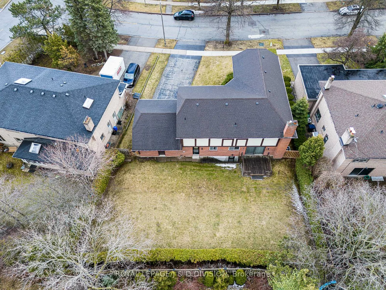 59, Mellowood, St. Andrew-Windfields, Toronto
