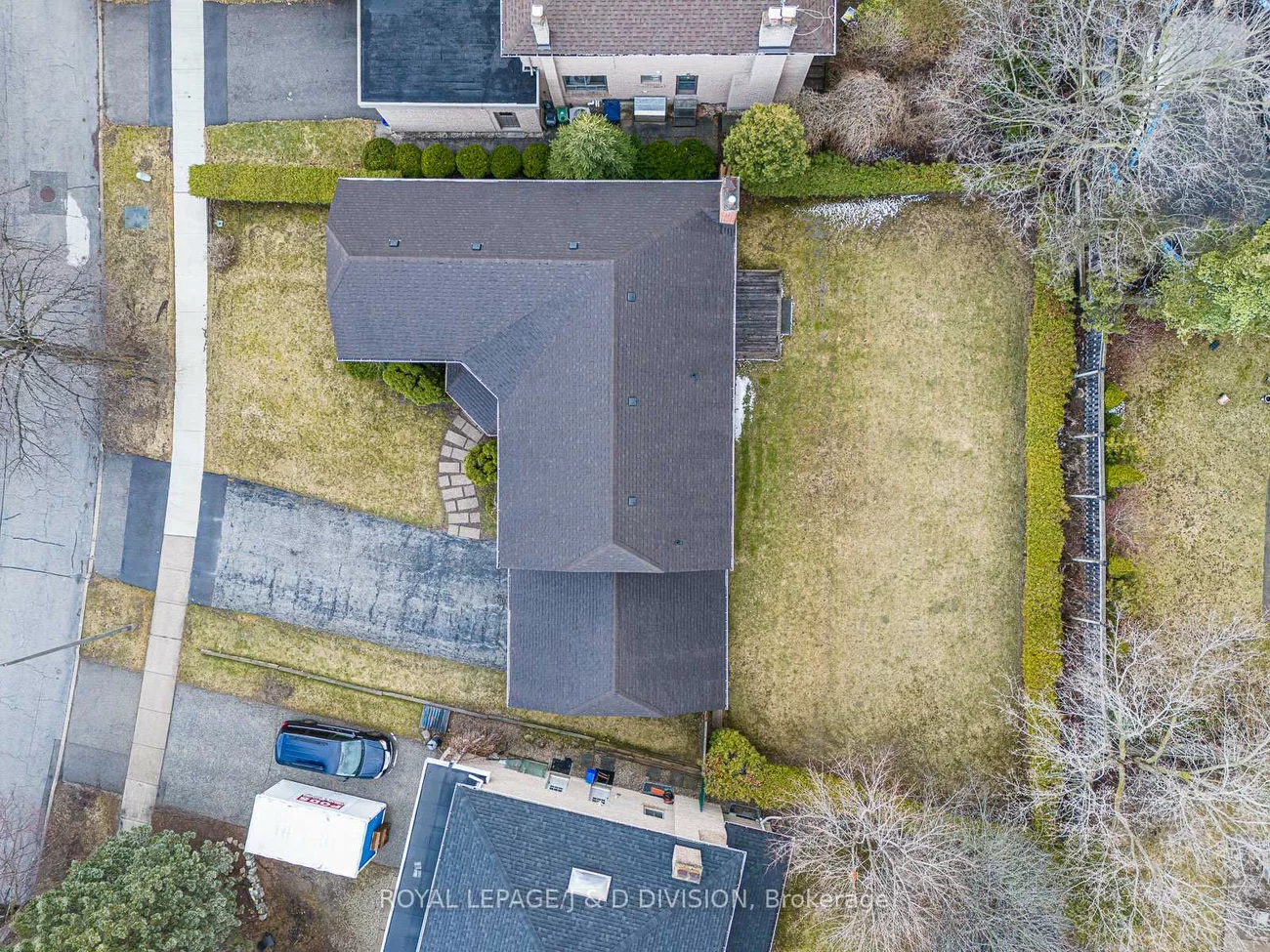 59, Mellowood, St. Andrew-Windfields, Toronto