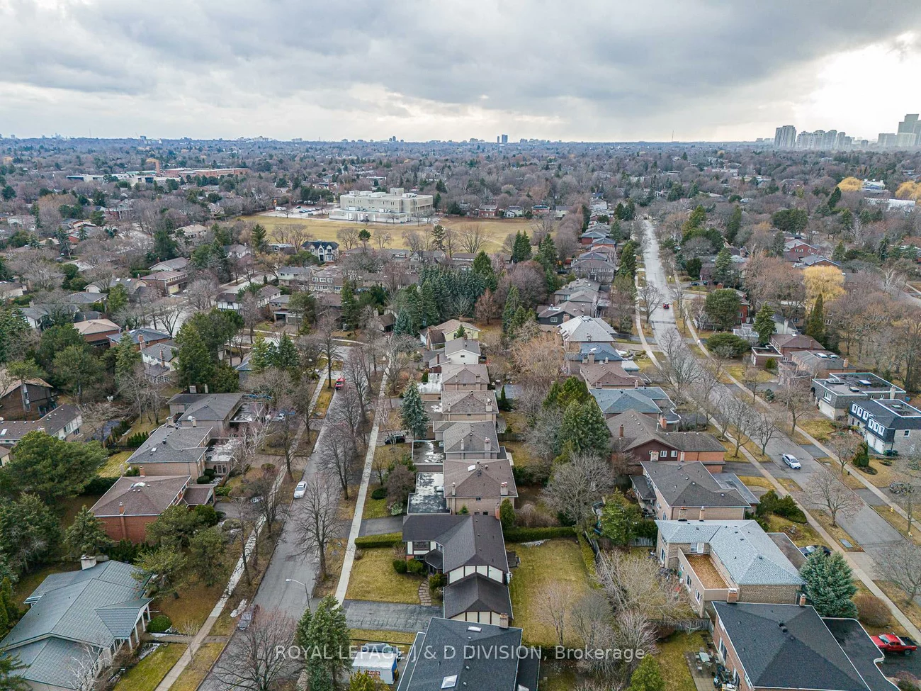 59, Mellowood, St. Andrew-Windfields, Toronto