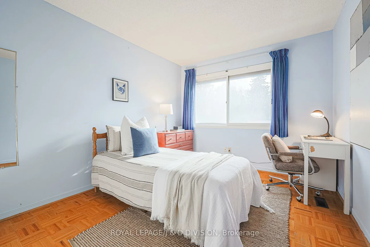 59, Mellowood, St. Andrew-Windfields, Toronto