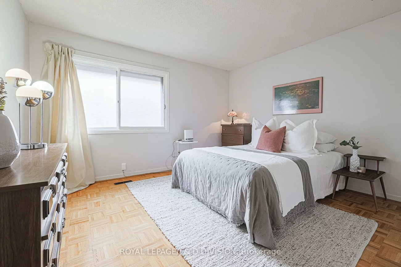 59, Mellowood, St. Andrew-Windfields, Toronto