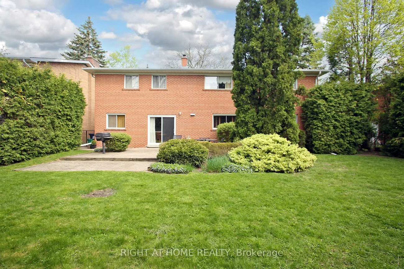 113, Lord Seaton, St. Andrew-Windfields, Toronto