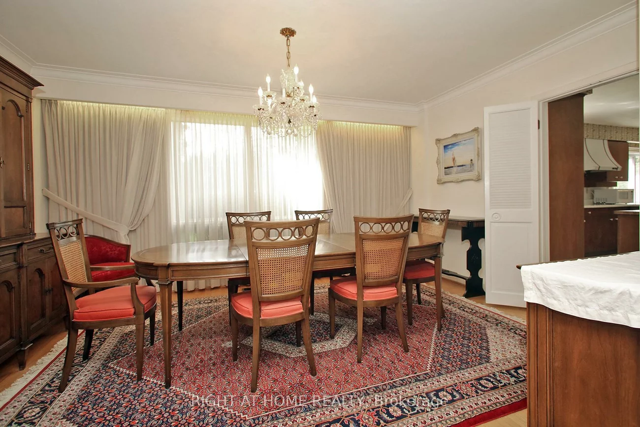 113, Lord Seaton, St. Andrew-Windfields, Toronto