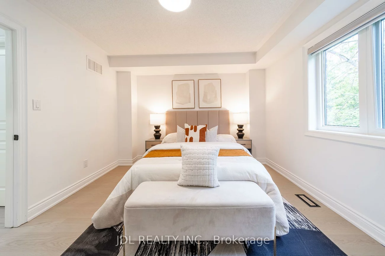 51, Routliffe, Newtonbrook West, Toronto