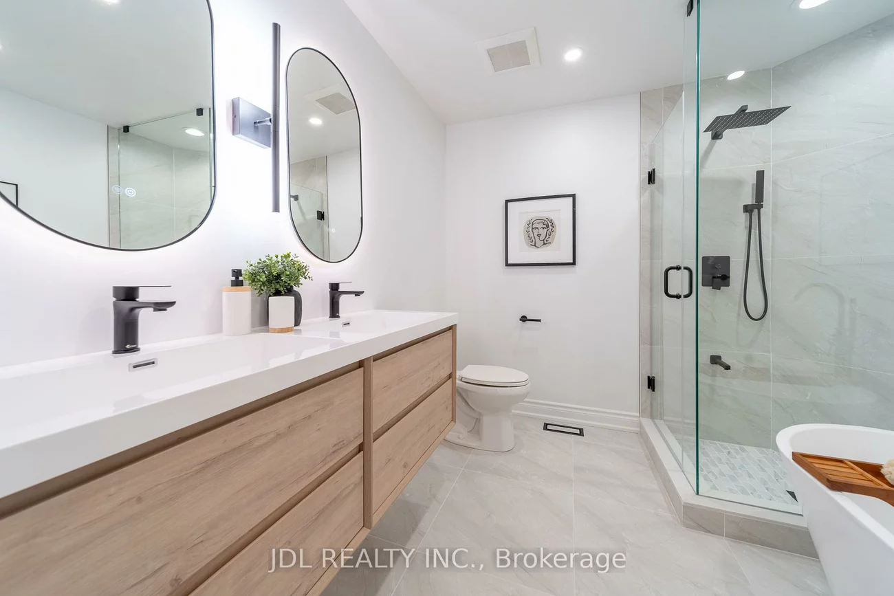51, Routliffe, Newtonbrook West, Toronto