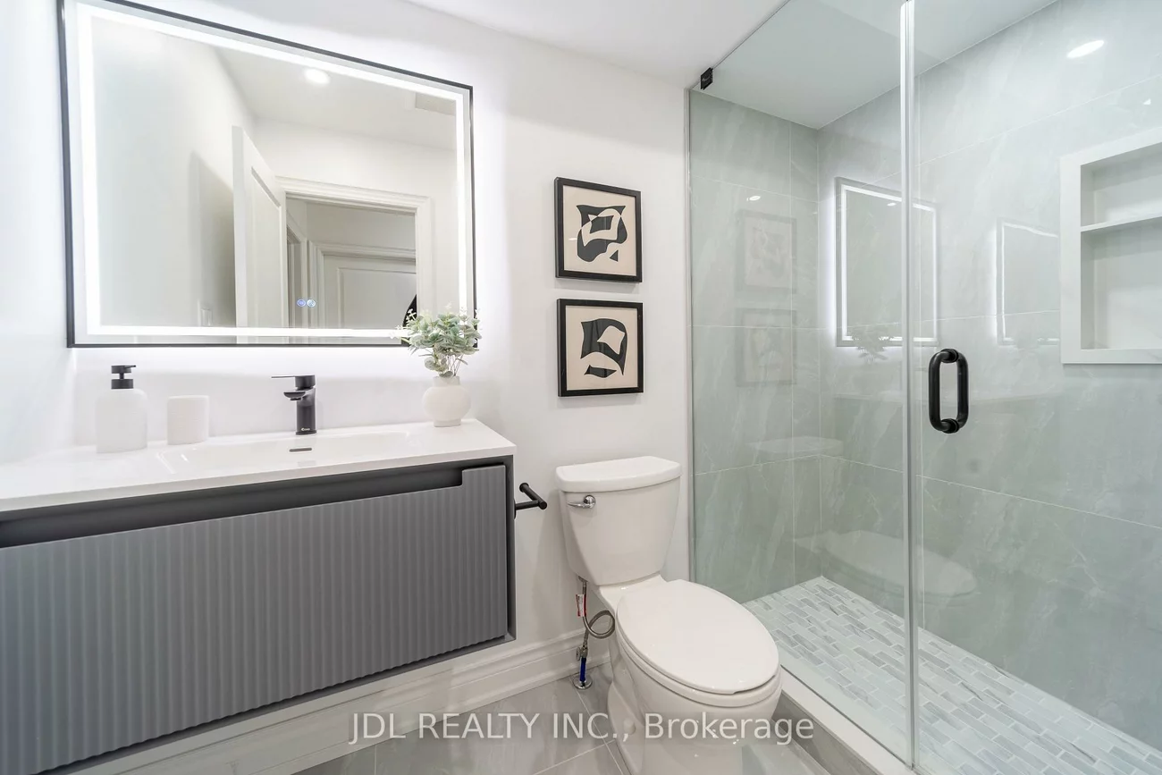 51, Routliffe, Newtonbrook West, Toronto