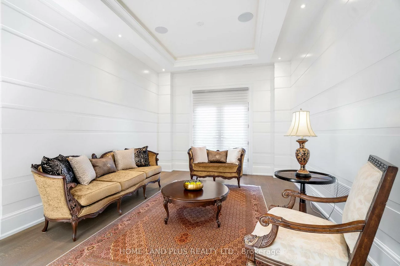 77, Citation, Bayview Village, Toronto