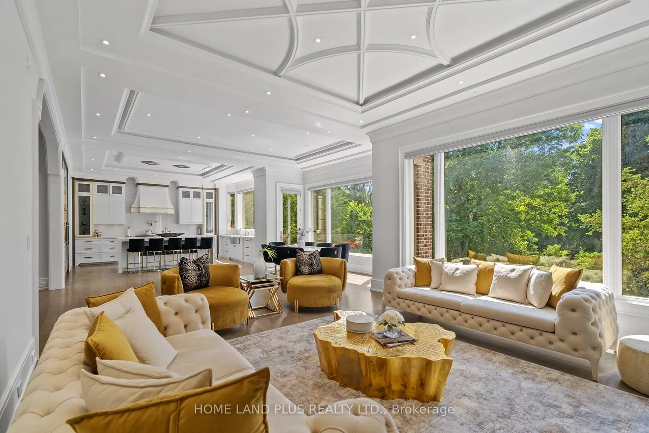 77, Citation, Bayview Village, Toronto