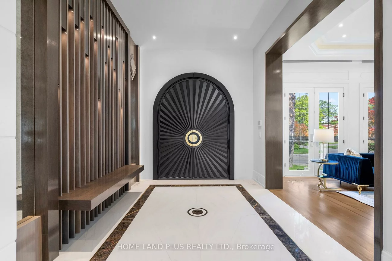 77, Citation, Bayview Village, Toronto