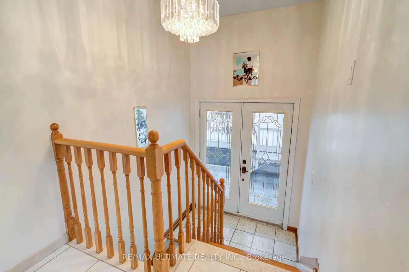 70, Bickerton, Pleasant View, Toronto