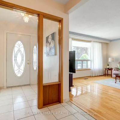 70, Bickerton, Pleasant View, Toronto