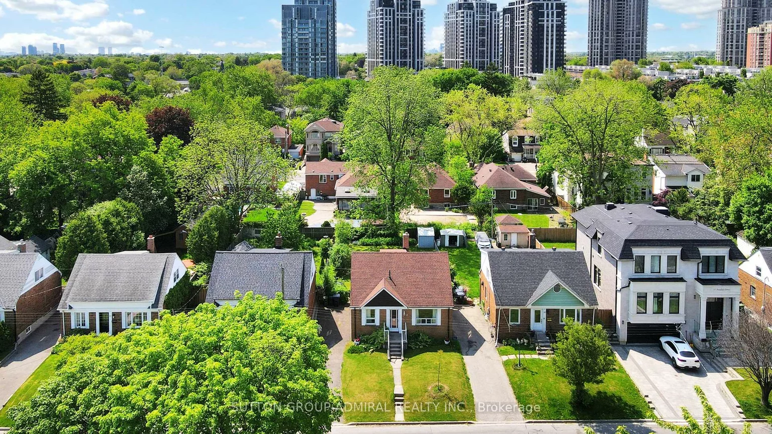 41, Anndale, Willowdale East, Toronto