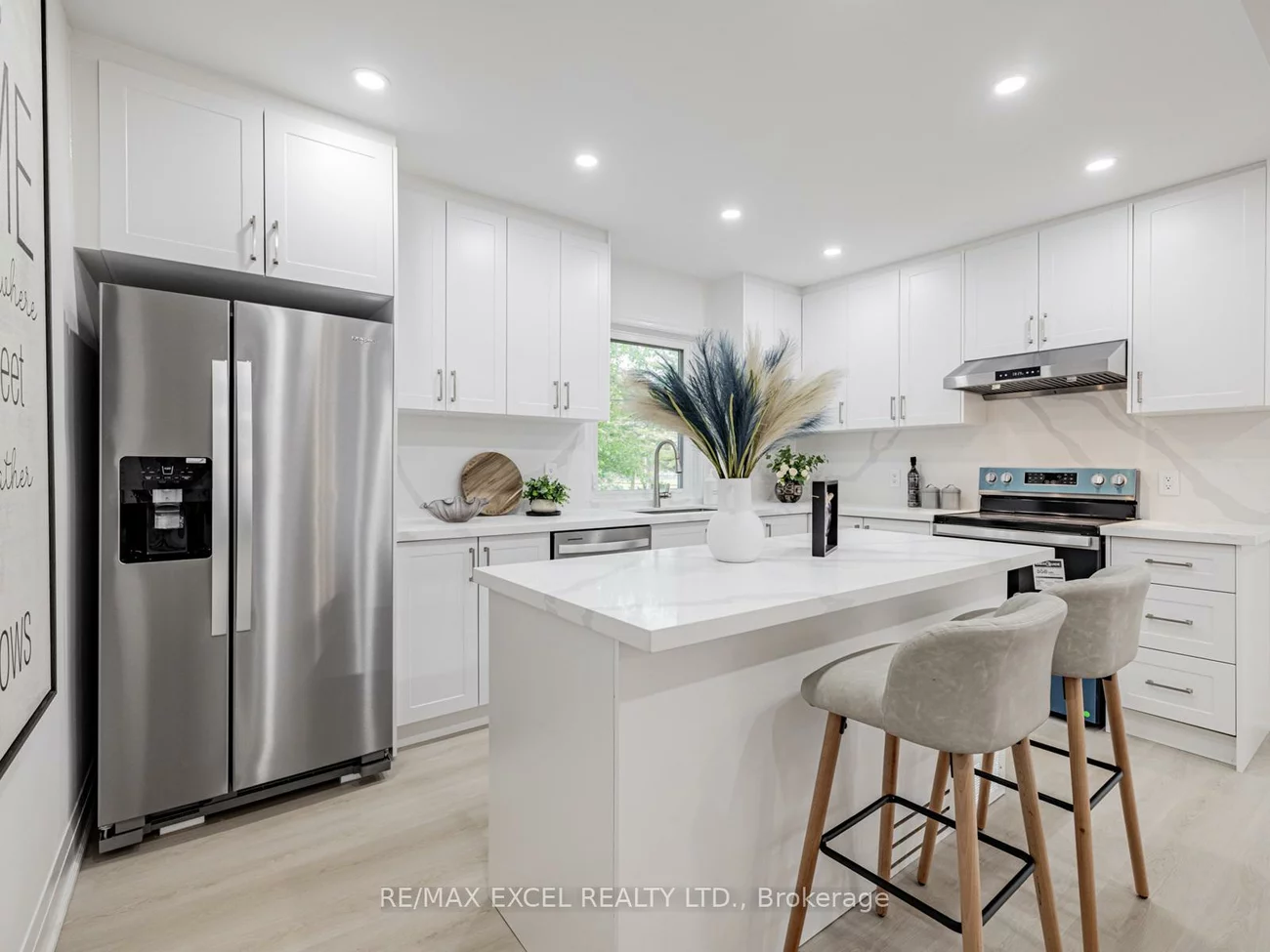 106, Pleasant, Newtonbrook West, Toronto