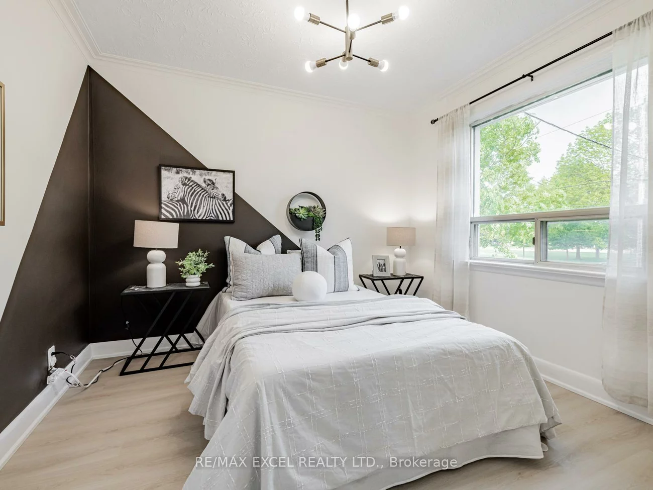 106, Pleasant, Newtonbrook West, Toronto
