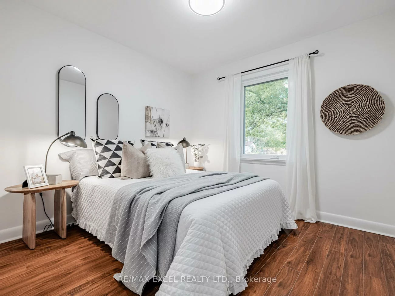 106, Pleasant, Newtonbrook West, Toronto