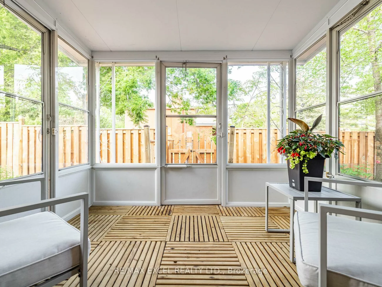 106, Pleasant, Newtonbrook West, Toronto