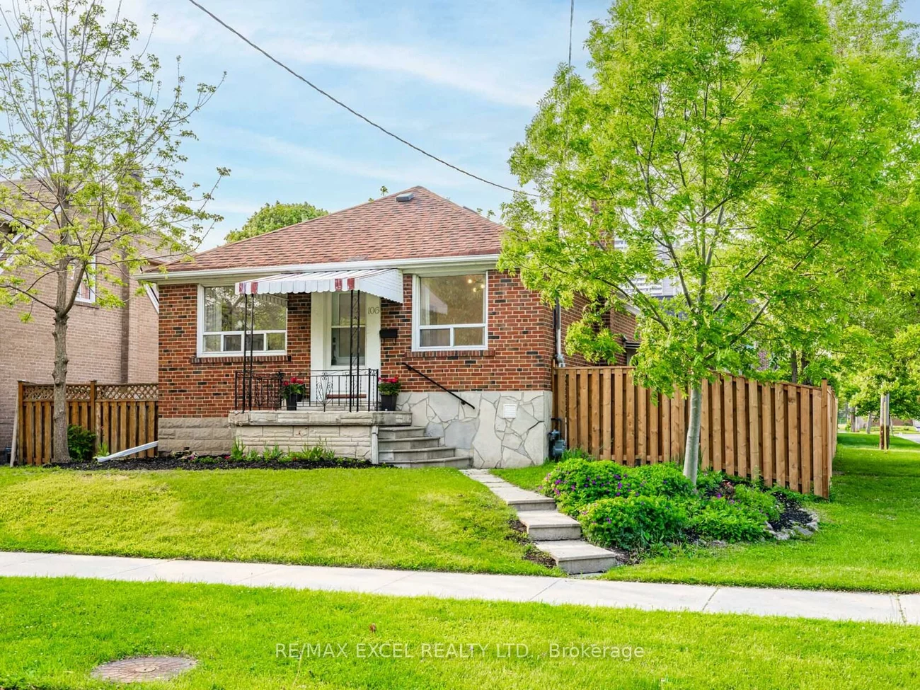106, Pleasant, Newtonbrook West, Toronto