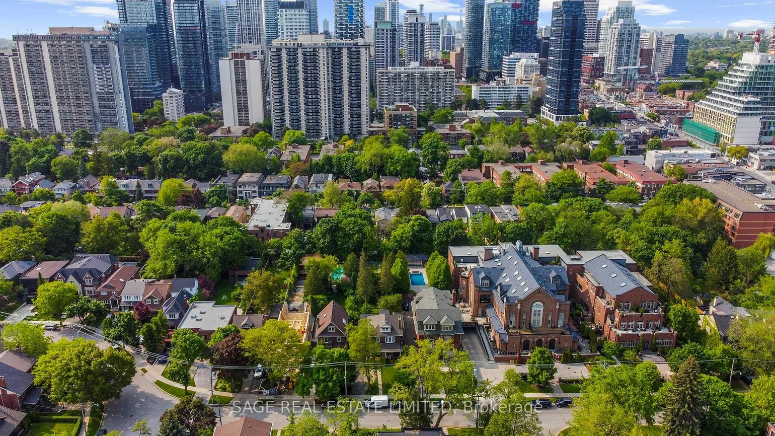 42, Sherwood, Mount Pleasant East, Toronto