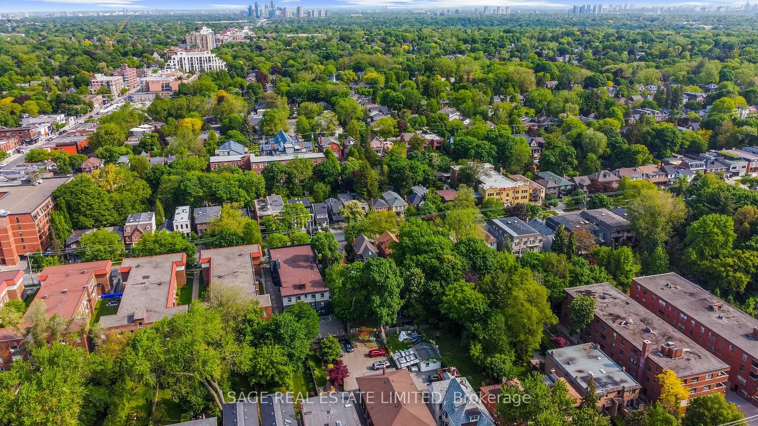 42, Sherwood, Mount Pleasant East, Toronto