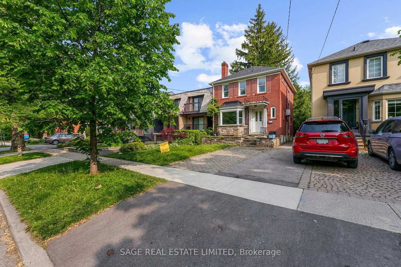 42, Sherwood, Mount Pleasant East, Toronto