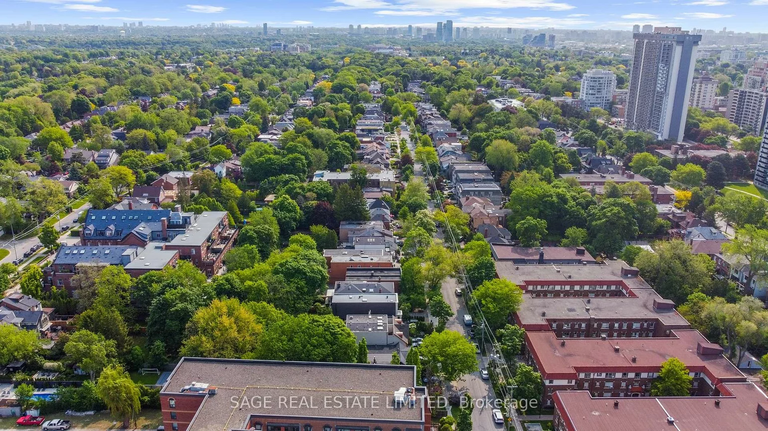 42, Sherwood, Mount Pleasant East, Toronto