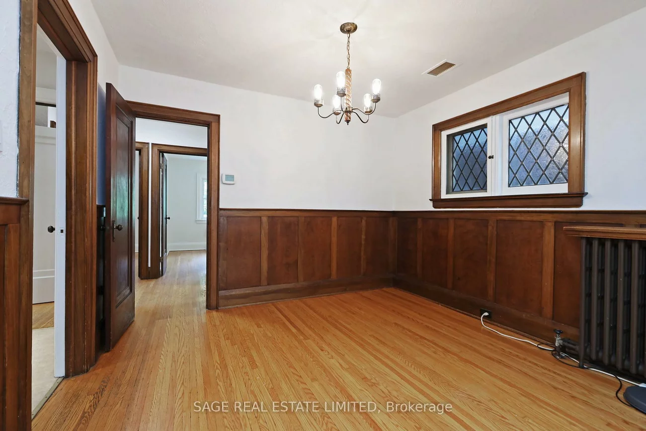 61, Banff, Mount Pleasant East, Toronto