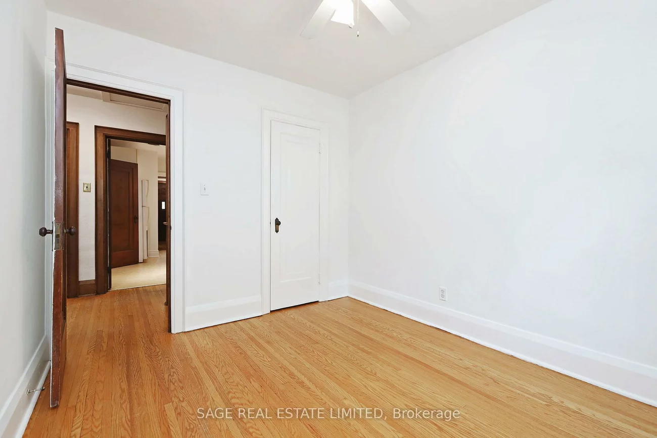 61, Banff, Mount Pleasant East, Toronto
