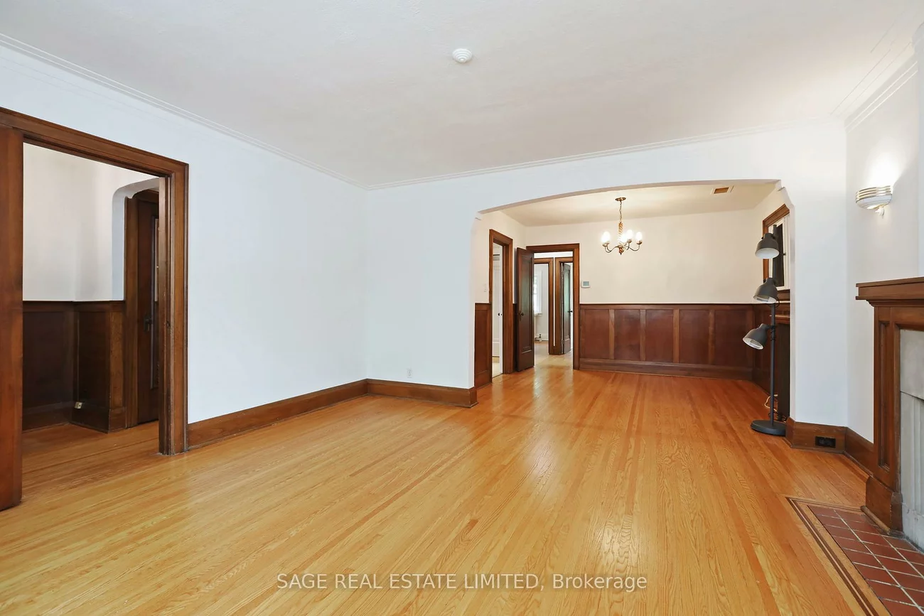 61, Banff, Mount Pleasant East, Toronto