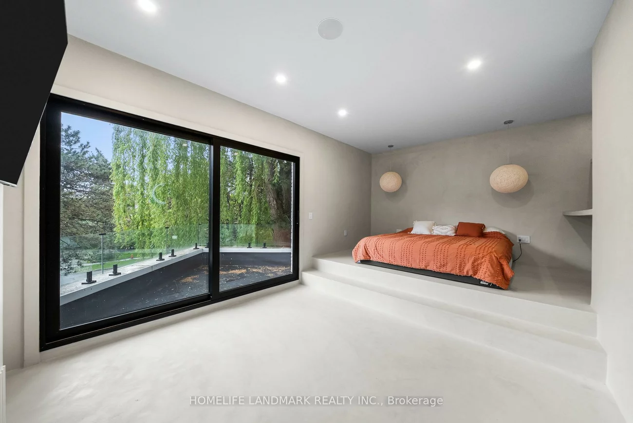 12, Misty, Banbury-Don Mills, Toronto