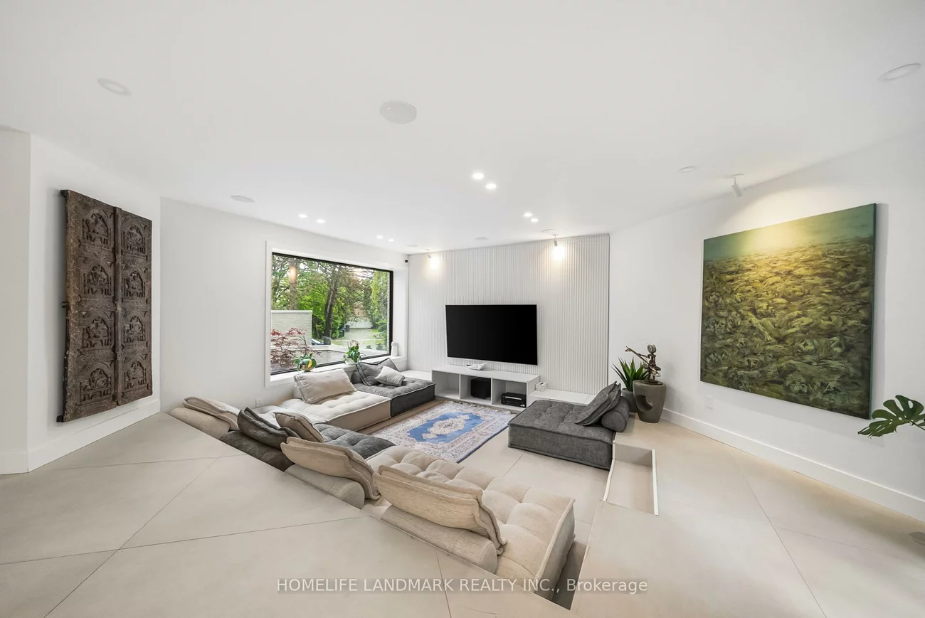 12, Misty, Banbury-Don Mills, Toronto