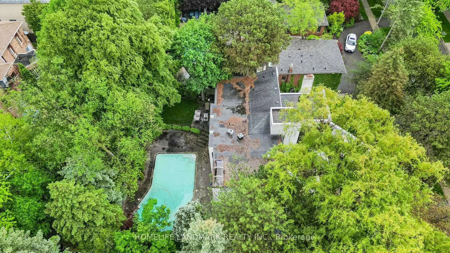12, Misty, Banbury-Don Mills, Toronto