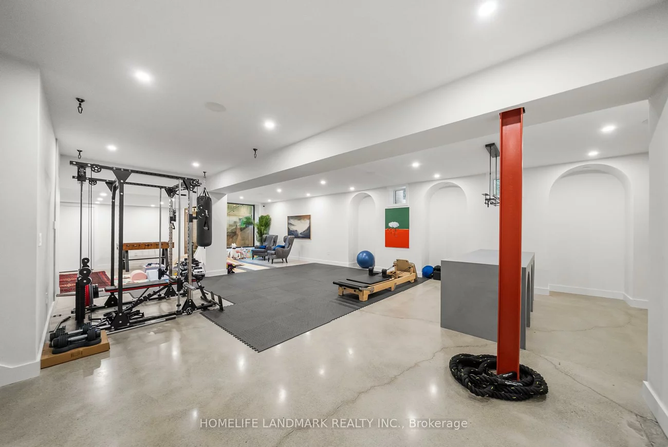 12, Misty, Banbury-Don Mills, Toronto