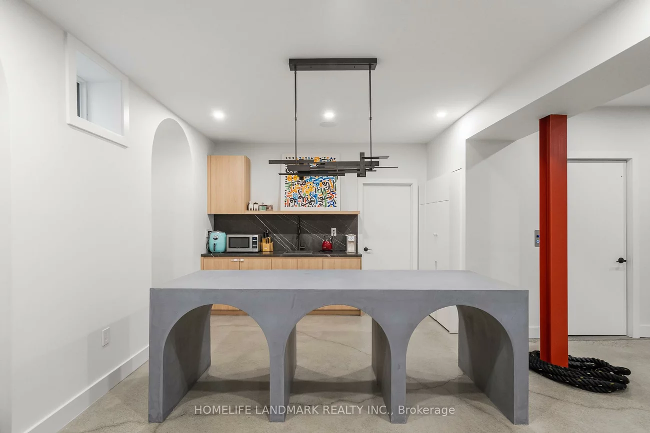 12, Misty, Banbury-Don Mills, Toronto