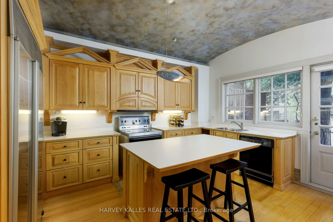 11, Berryman, Annex, Toronto