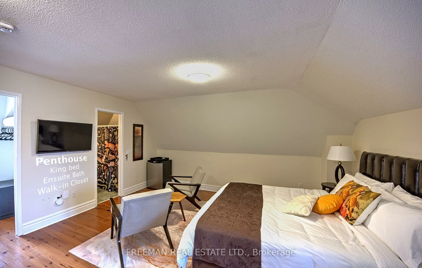 35, Acores, Wychwood, Toronto