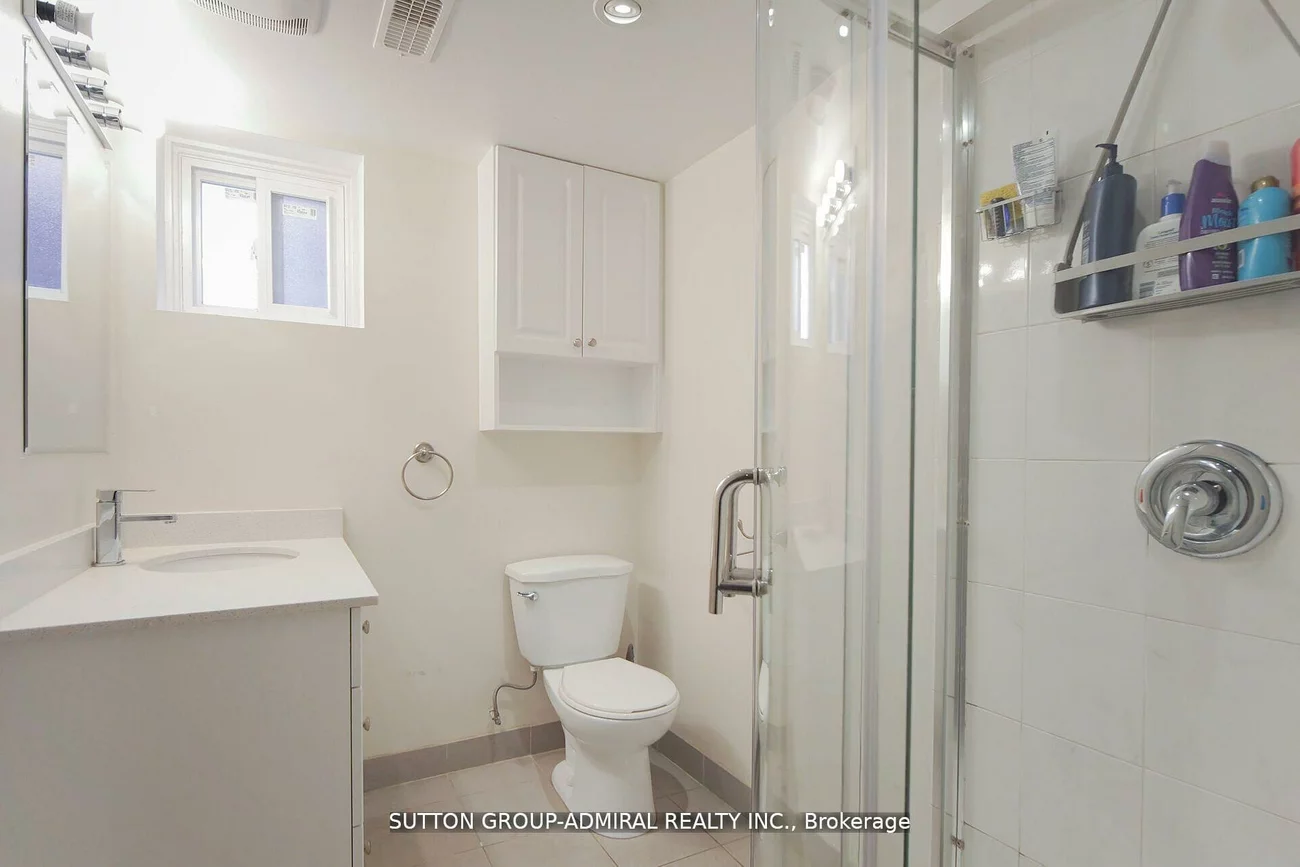 23, Vinci, Clanton Park, Toronto