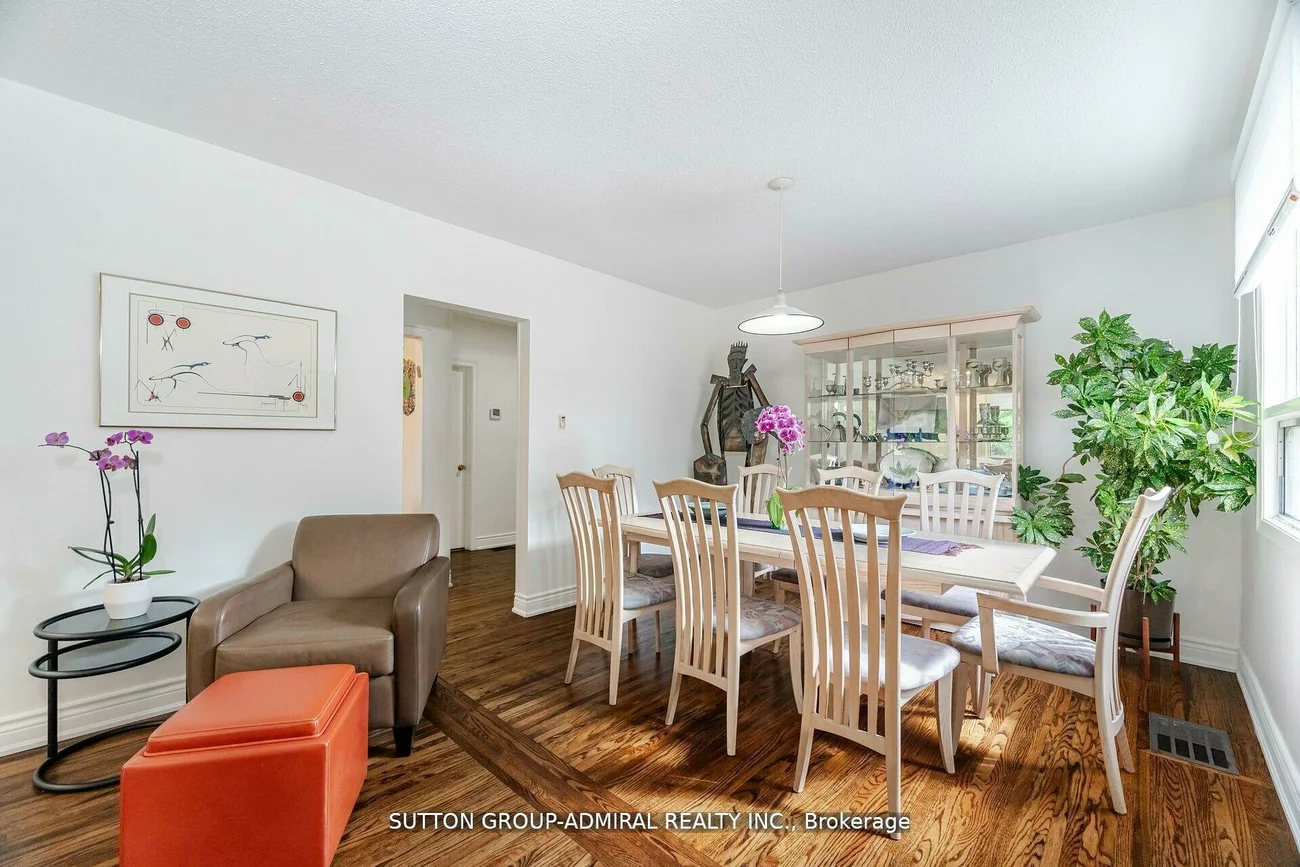 23, Vinci, Clanton Park, Toronto
