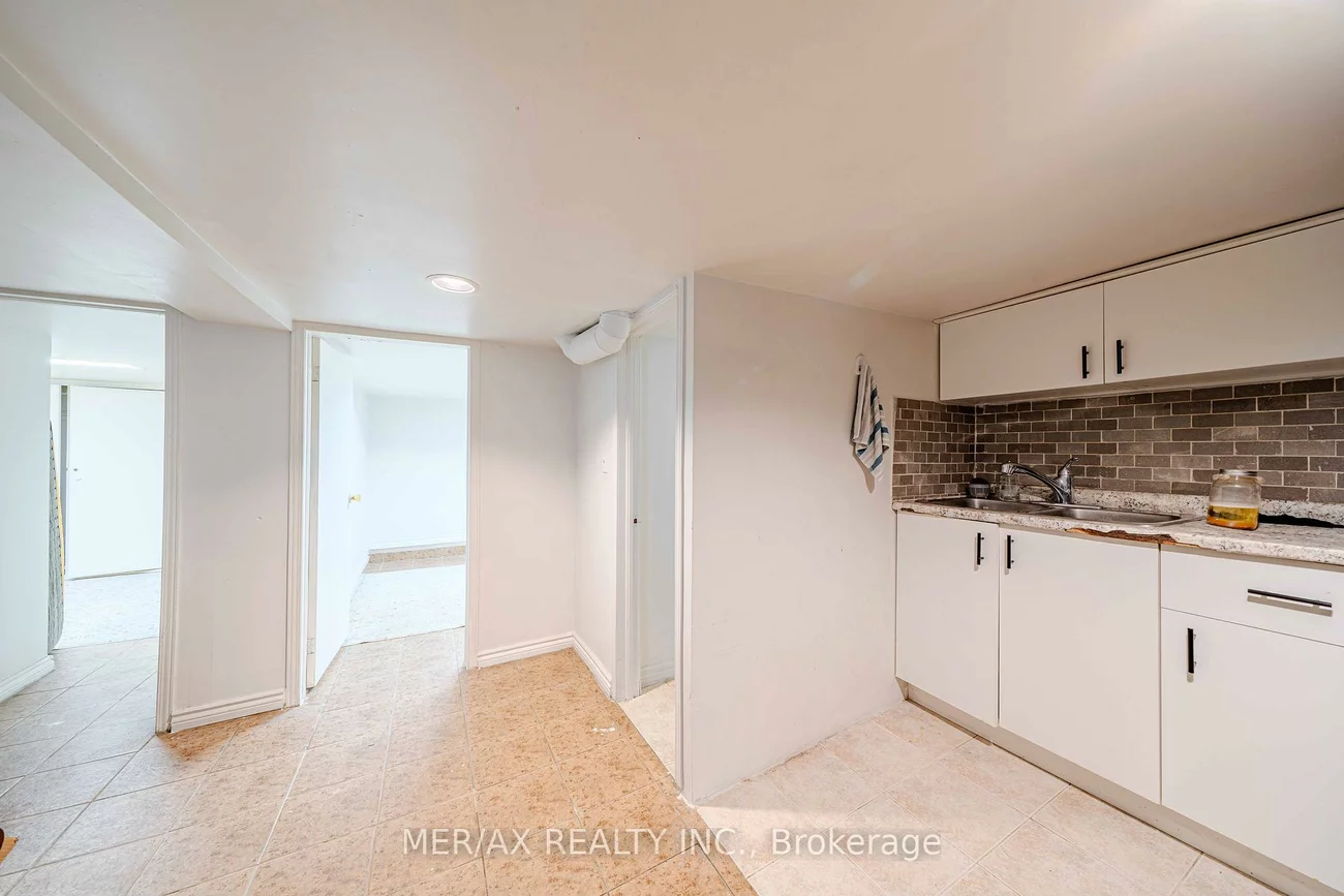 91, Steeles, Newtonbrook East, Toronto