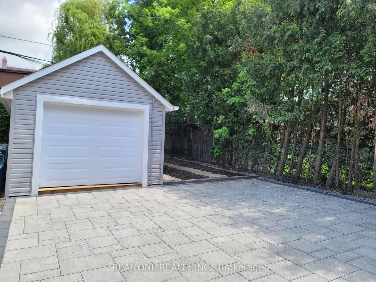 157, Glenholme, Oakwood Village, Toronto
