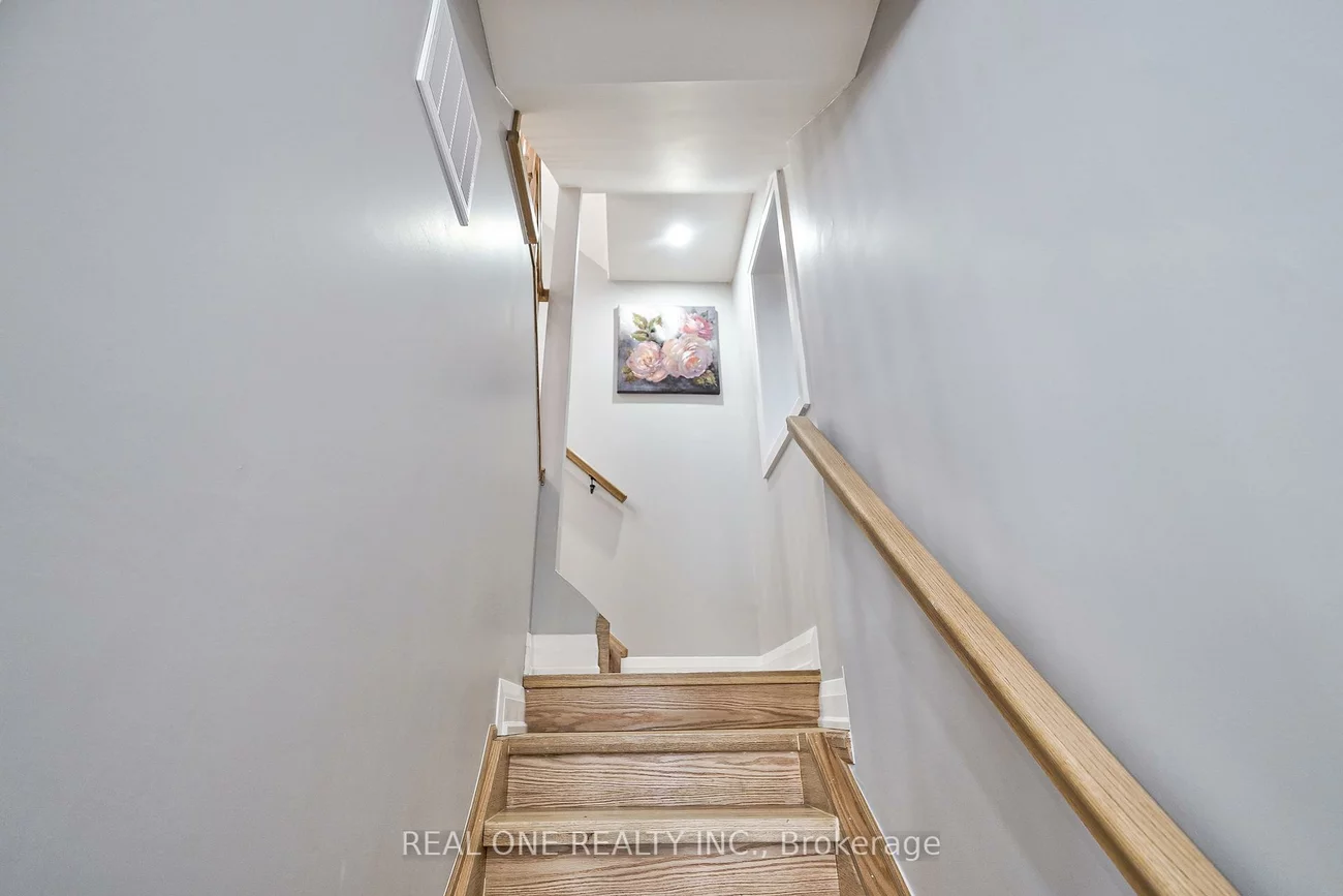 157, Glenholme, Oakwood Village, Toronto