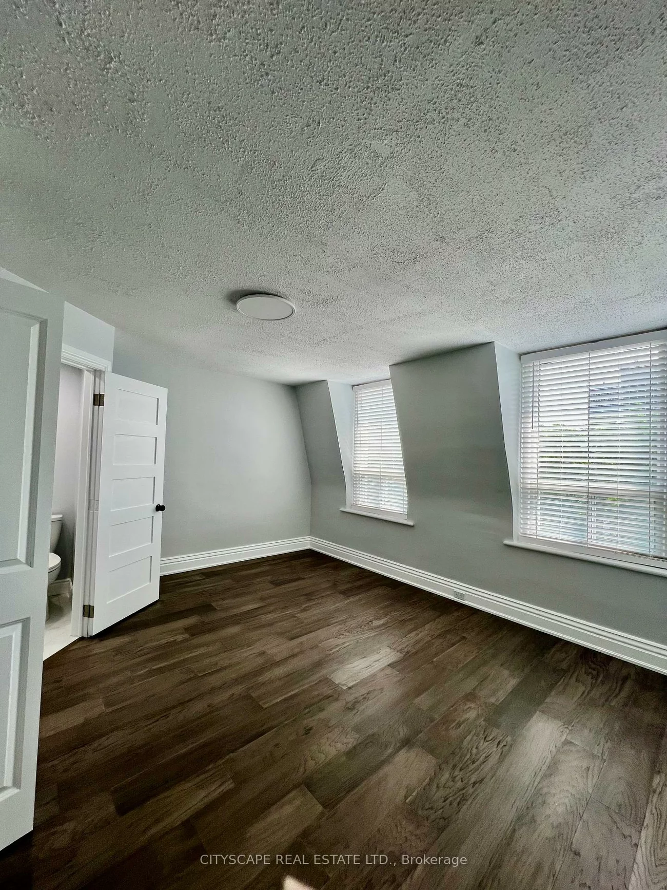476, Lansdowne, Dufferin Grove, Toronto
