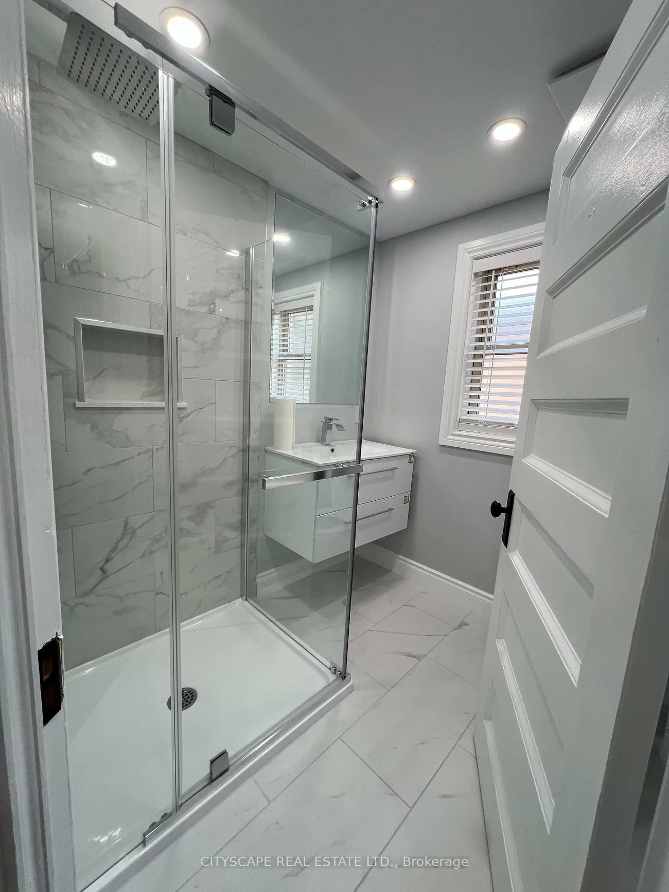476, Lansdowne, Dufferin Grove, Toronto
