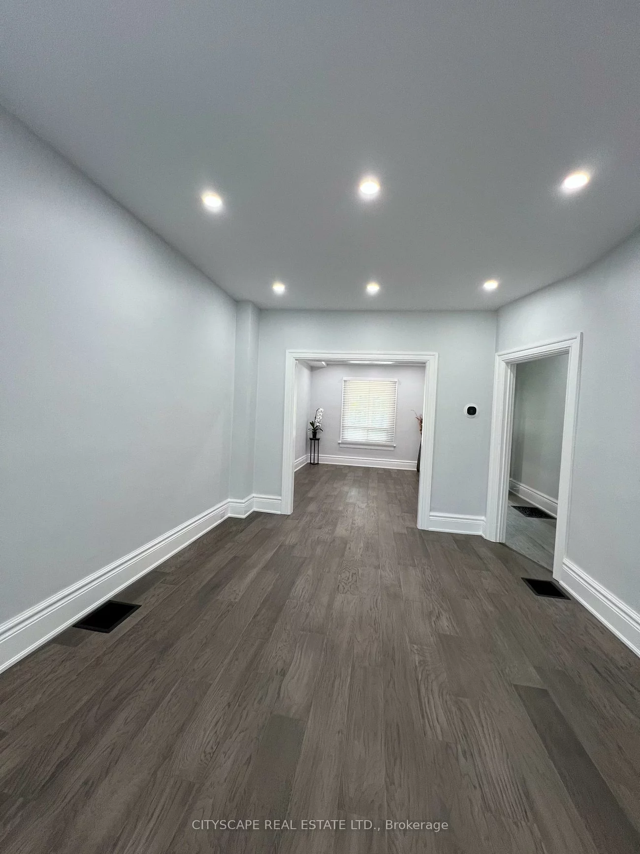 476, Lansdowne, Dufferin Grove, Toronto