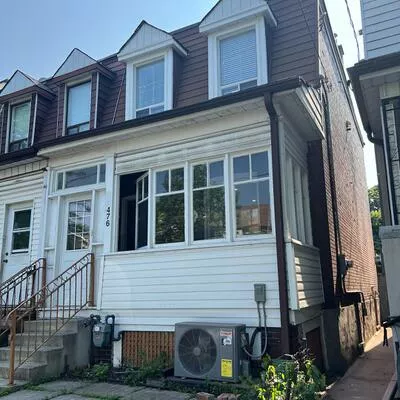 476, Lansdowne, Dufferin Grove, Toronto